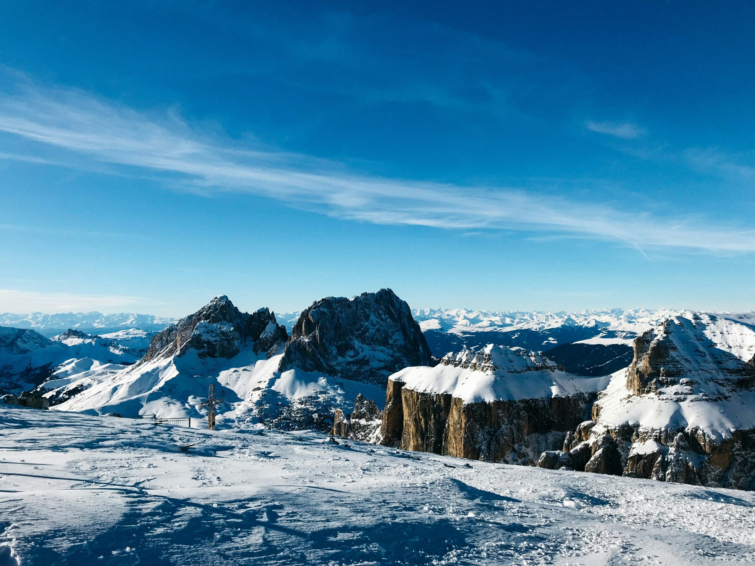 photo 1532124910605 e21f14f83a9e scaled 7d8fe3f1